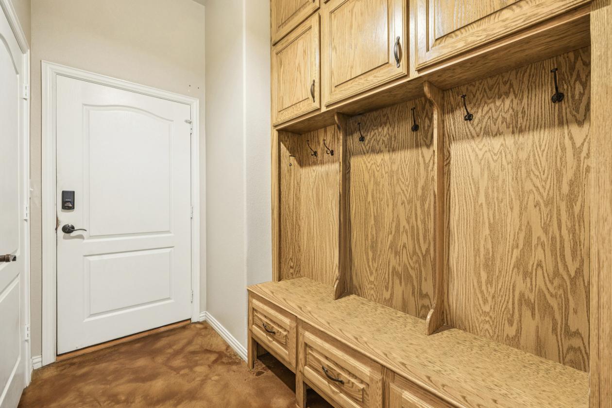 Premier Equestrian Facilities - photo 28