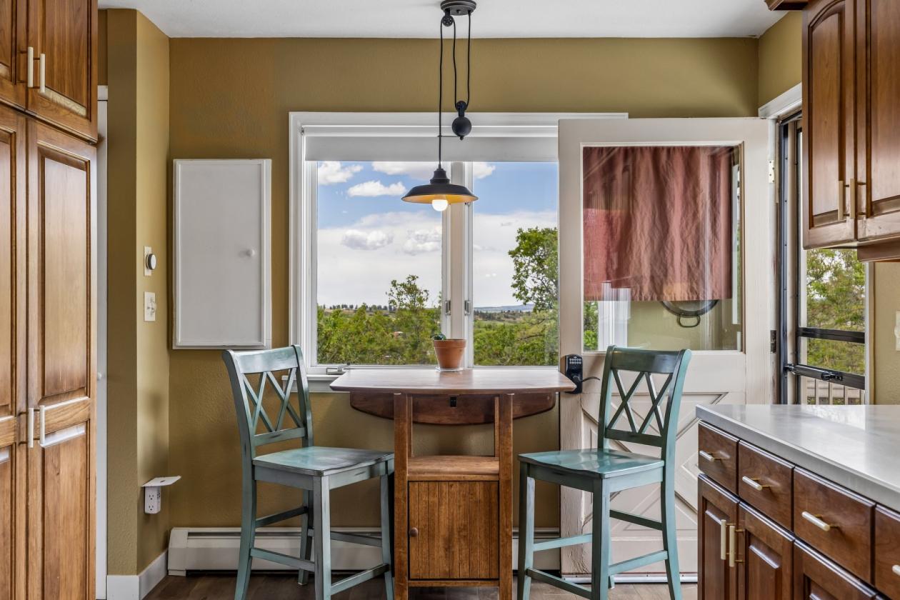 Country living at its finest - photo 11