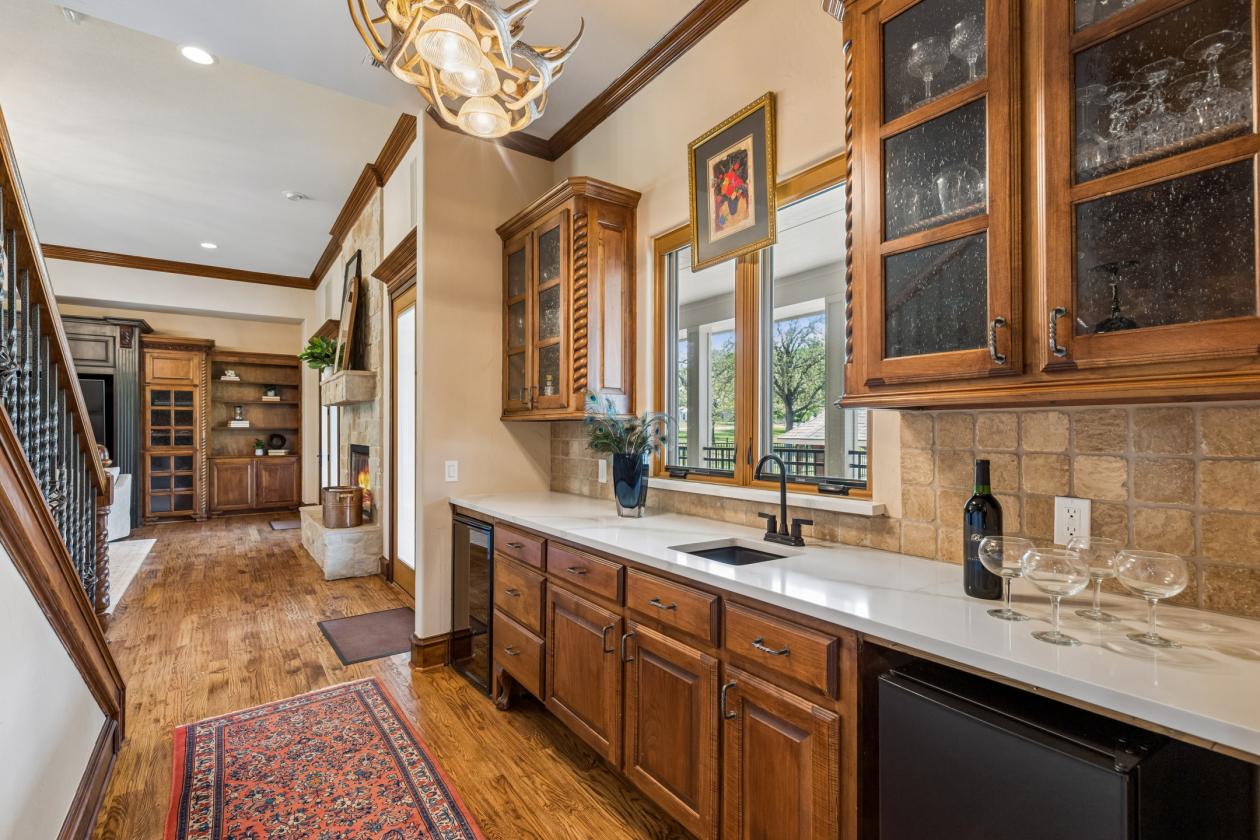 Luxury Living and Equestrian Infrastructure - photo 6