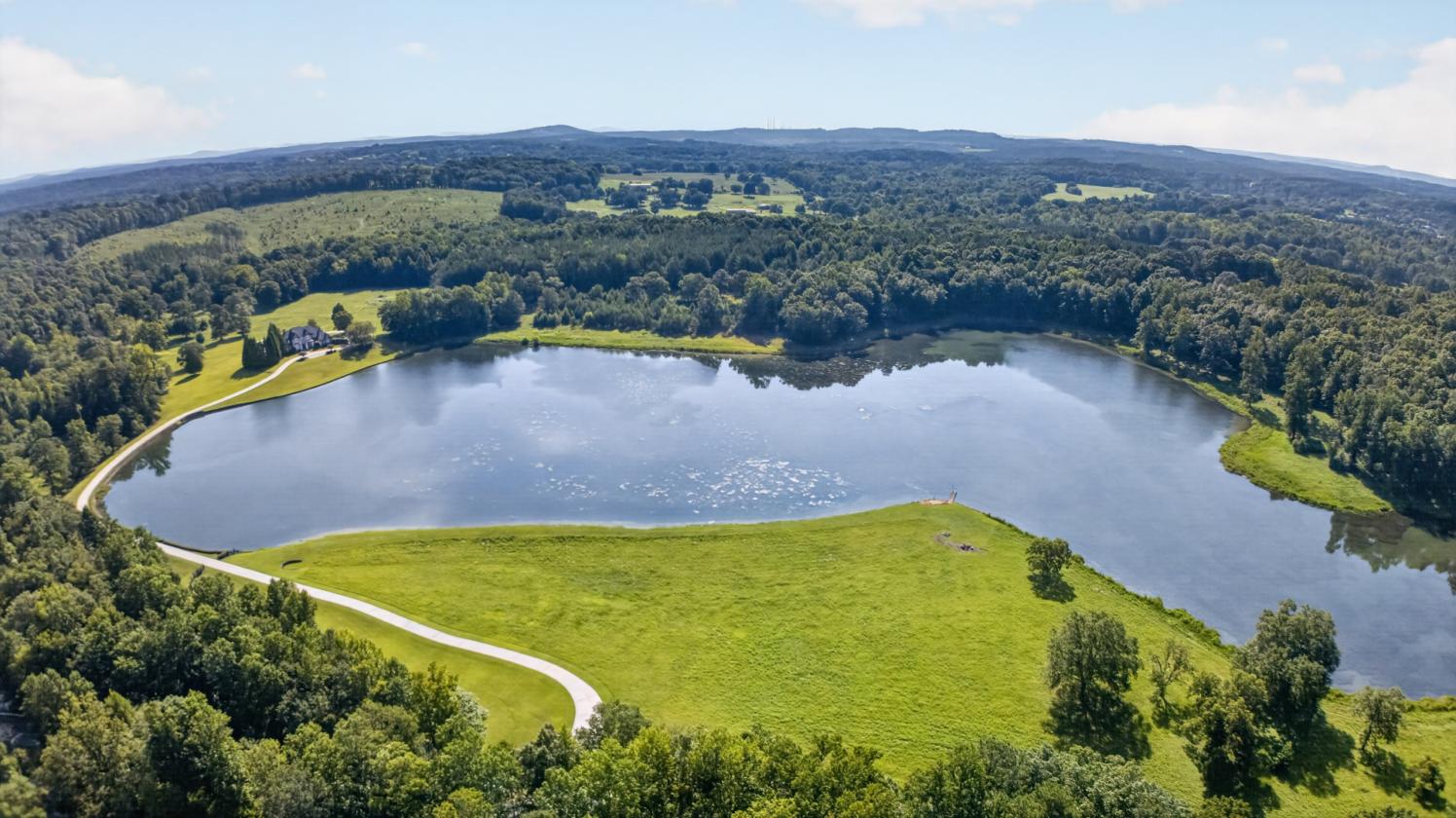 Private 170 Acre Estate With 27 Acre Lake - photo 28