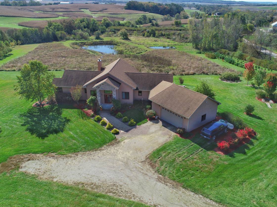 Horse farm for sale Elgin, Kane County, Illinois
