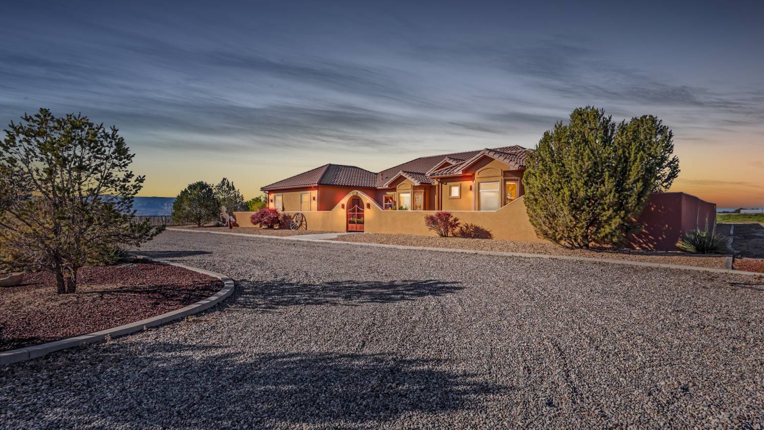 Horse Property for sale.