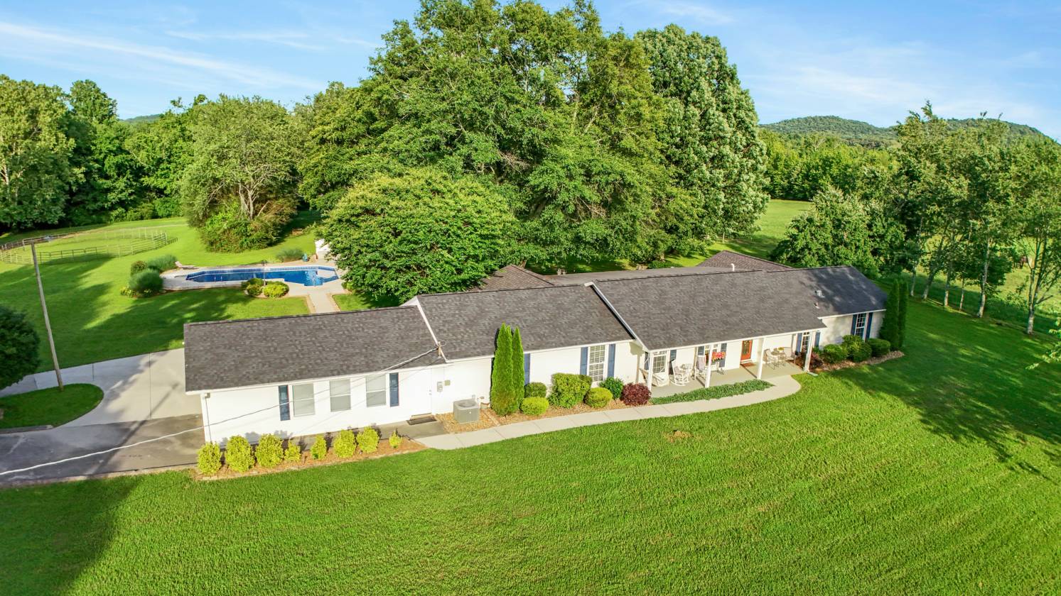 Horse Property for sale.