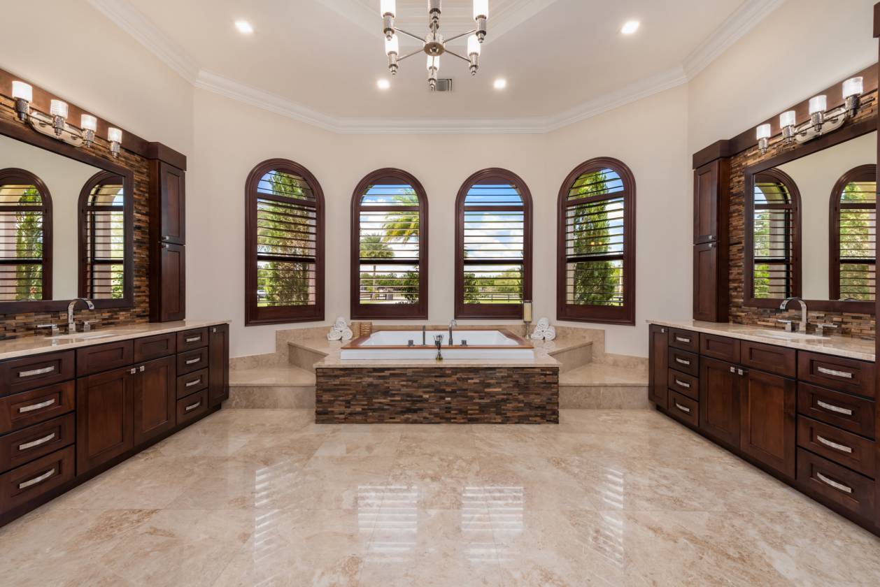 Custom Built Luxury Equestrian Estate with Stables - photo 11