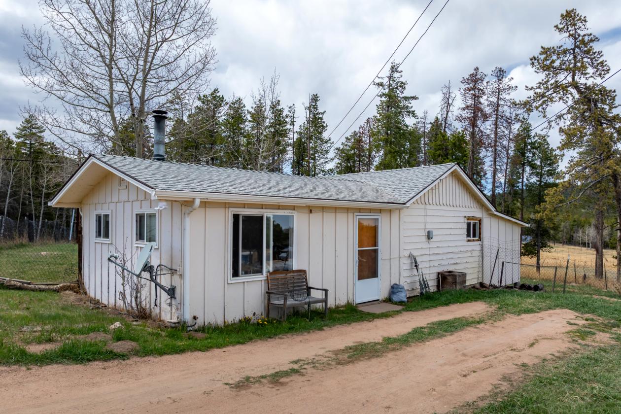 7.8 acres with 4 rentals - photo 13