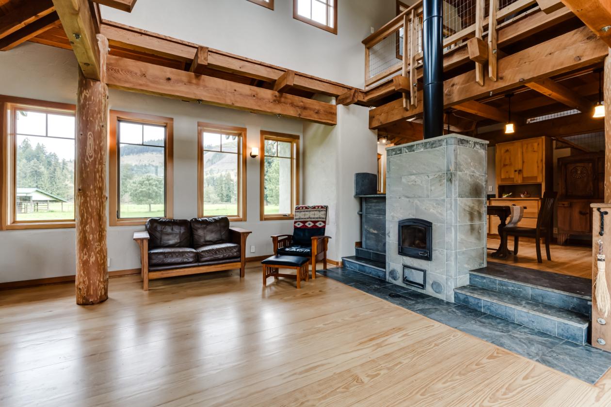 UNIQUE EQUESTRIAN AND ORGANIC FARM PROPERTY - photo 9