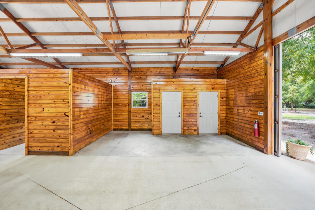 Tucked Away Farm - Horse Oasis - photo 17