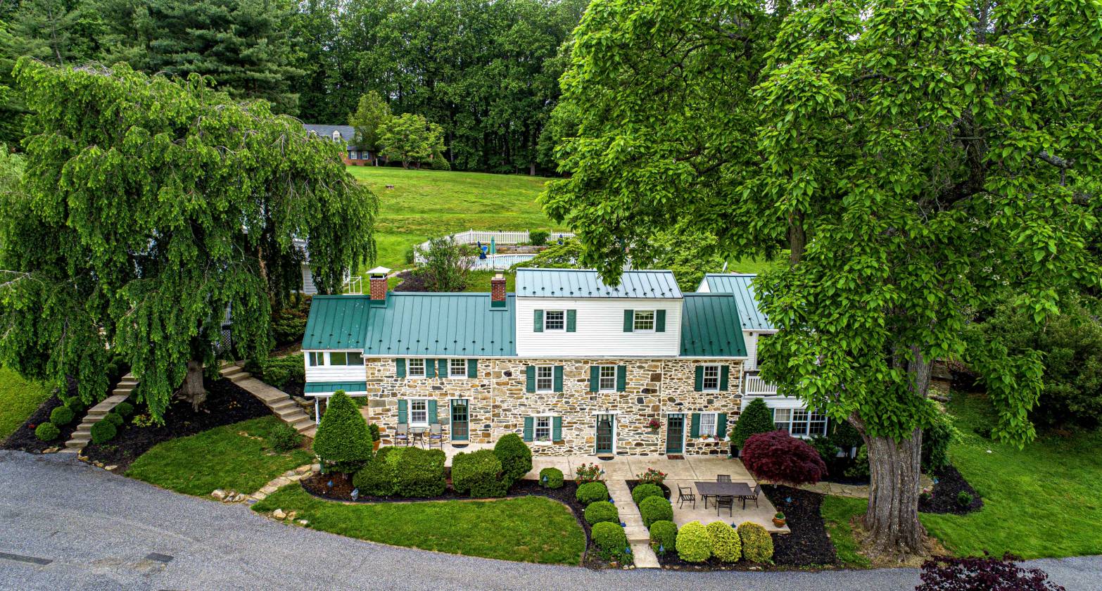 Horse Property for sale.