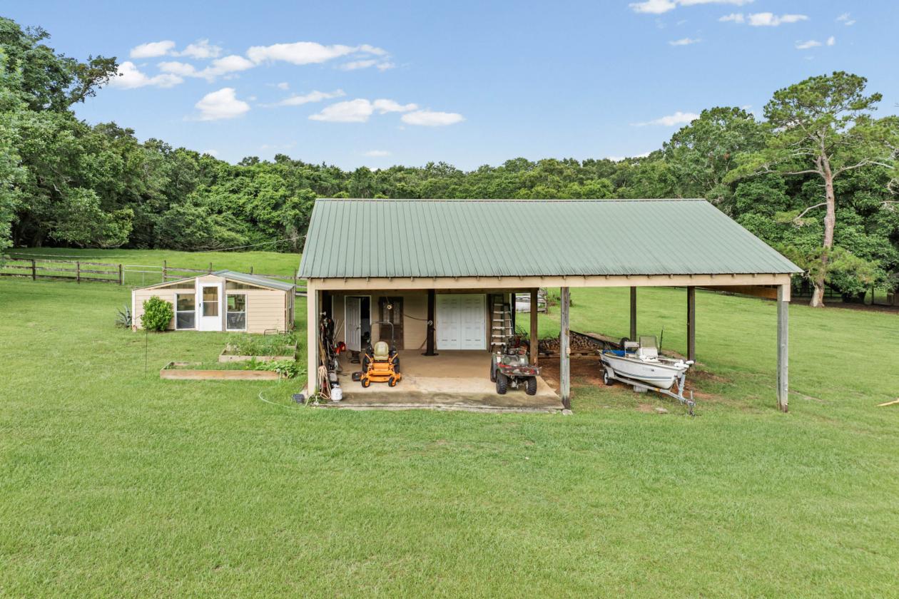 Equestrian Homestead on 18 Scenic Acres - photo 27