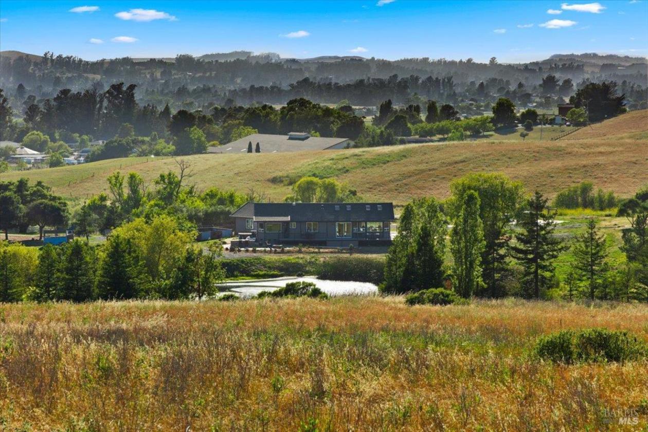 59-Acre Petaluma Legacy Estate & Private Lake - photo 19