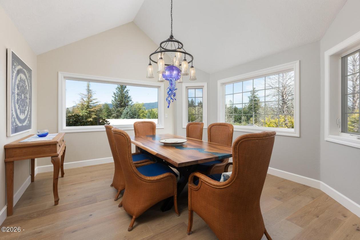 Exceptional Oregon Coast Estate - photo 21