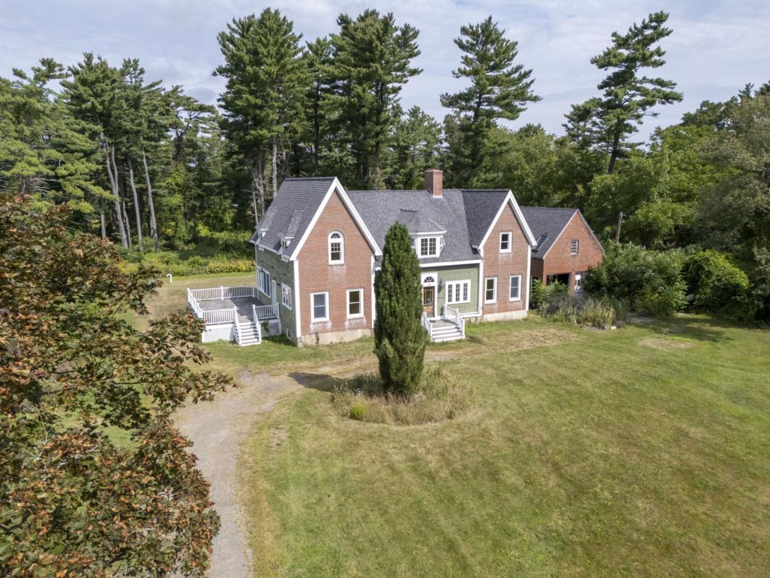16.9 acres of equestrian potential with marshland - photo 3