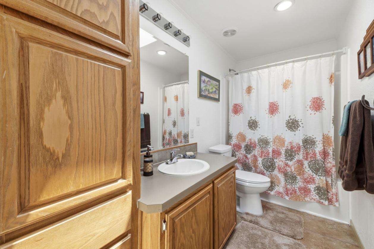 Immaculately Maintained Homestead - photo 15