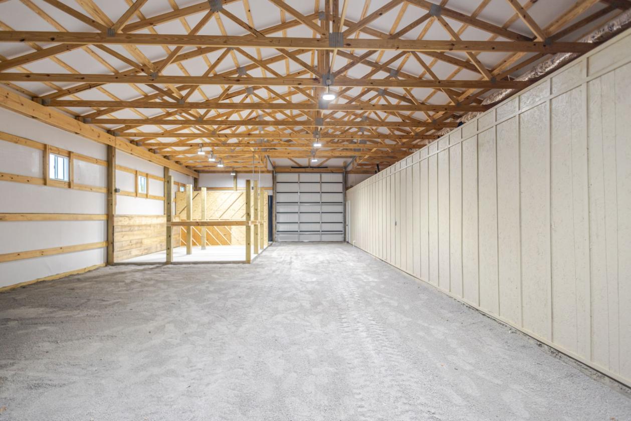 Barndominium & Acreage - photo 16