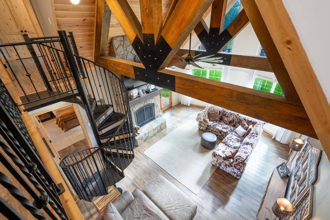 Dream Horse Facility: Custom Home, Arena & More - photo 12