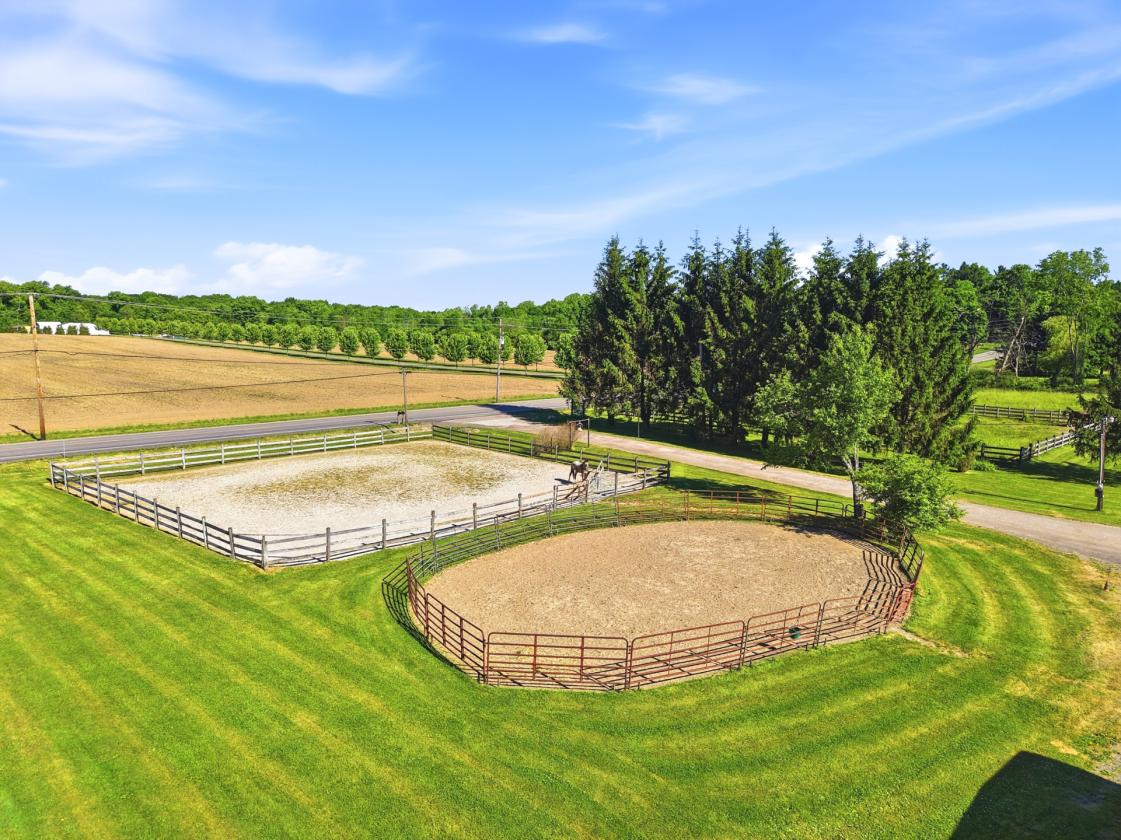 Rare 10-acre equestrian property in Geauga County - photo 21