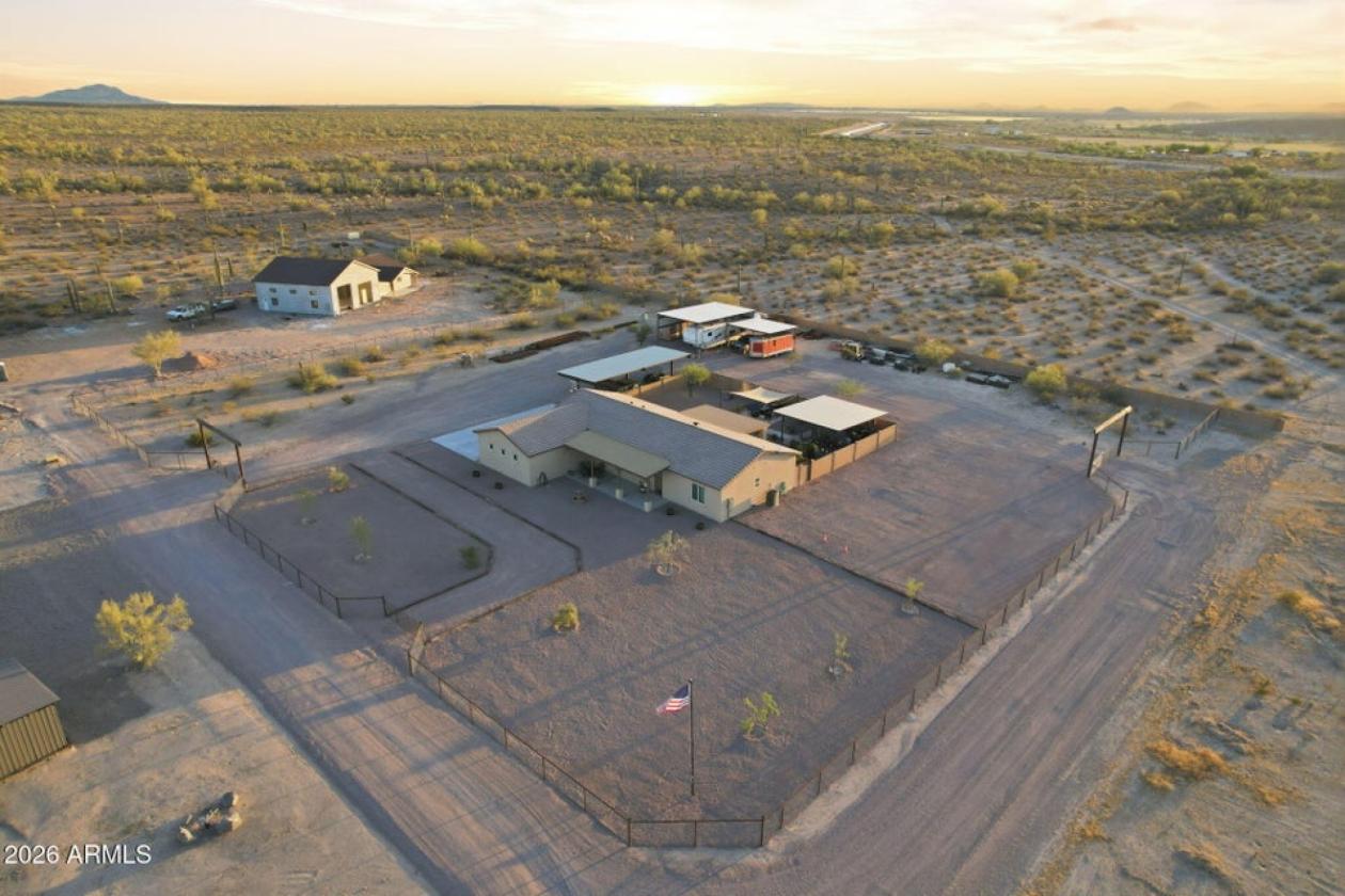 BLM Access Horse Property on 2.4 Acres - photo 23
