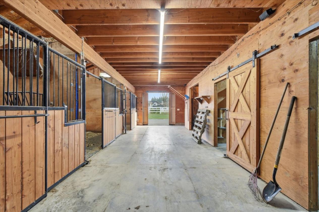 Gated Luxury Equestrian Estate - photo 28