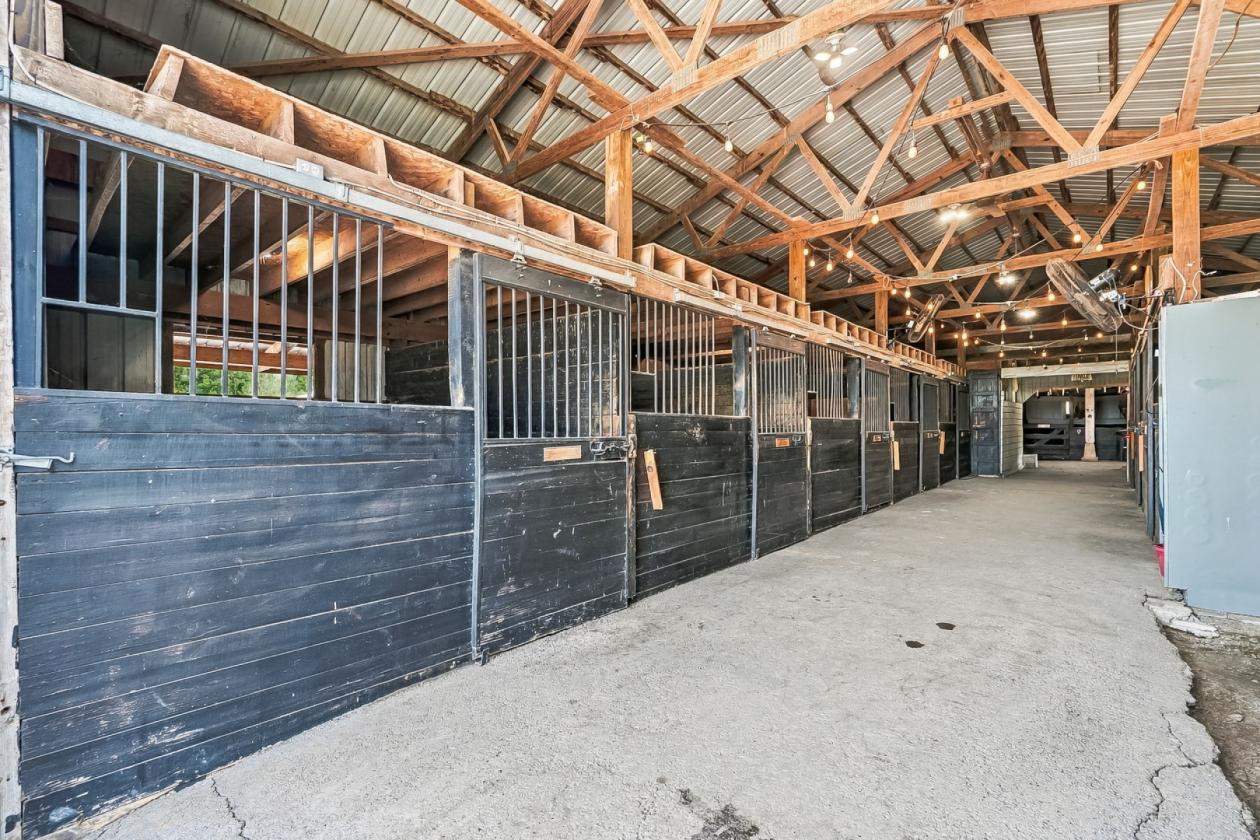 10-Acre Equestrian Estate in Prime Delaware County - photo 14