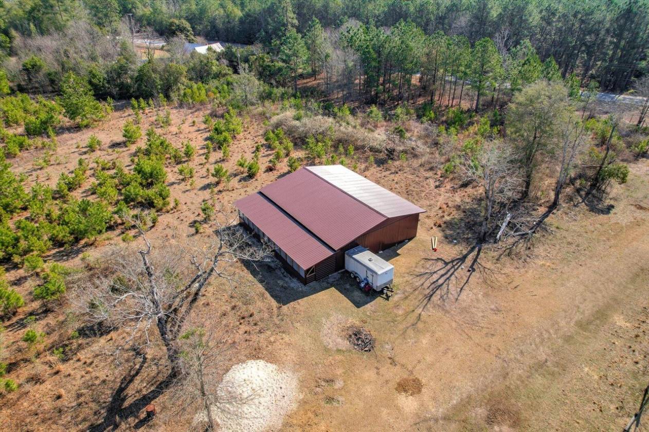 Beautiful 61-Acre Horse Property - photo 12