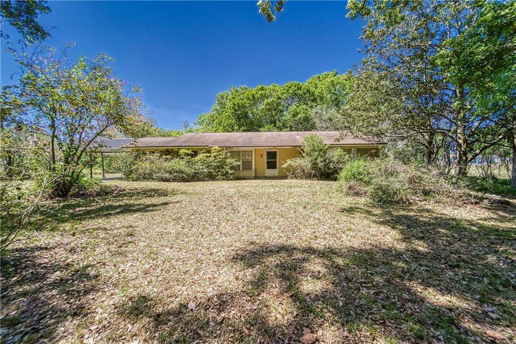 10.5 private acres perfect for Family compound or horse farm Wimauma