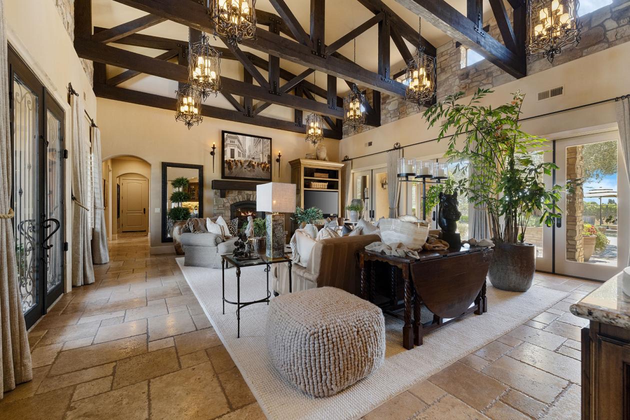 Luxury Equestrian Estate - photo 6