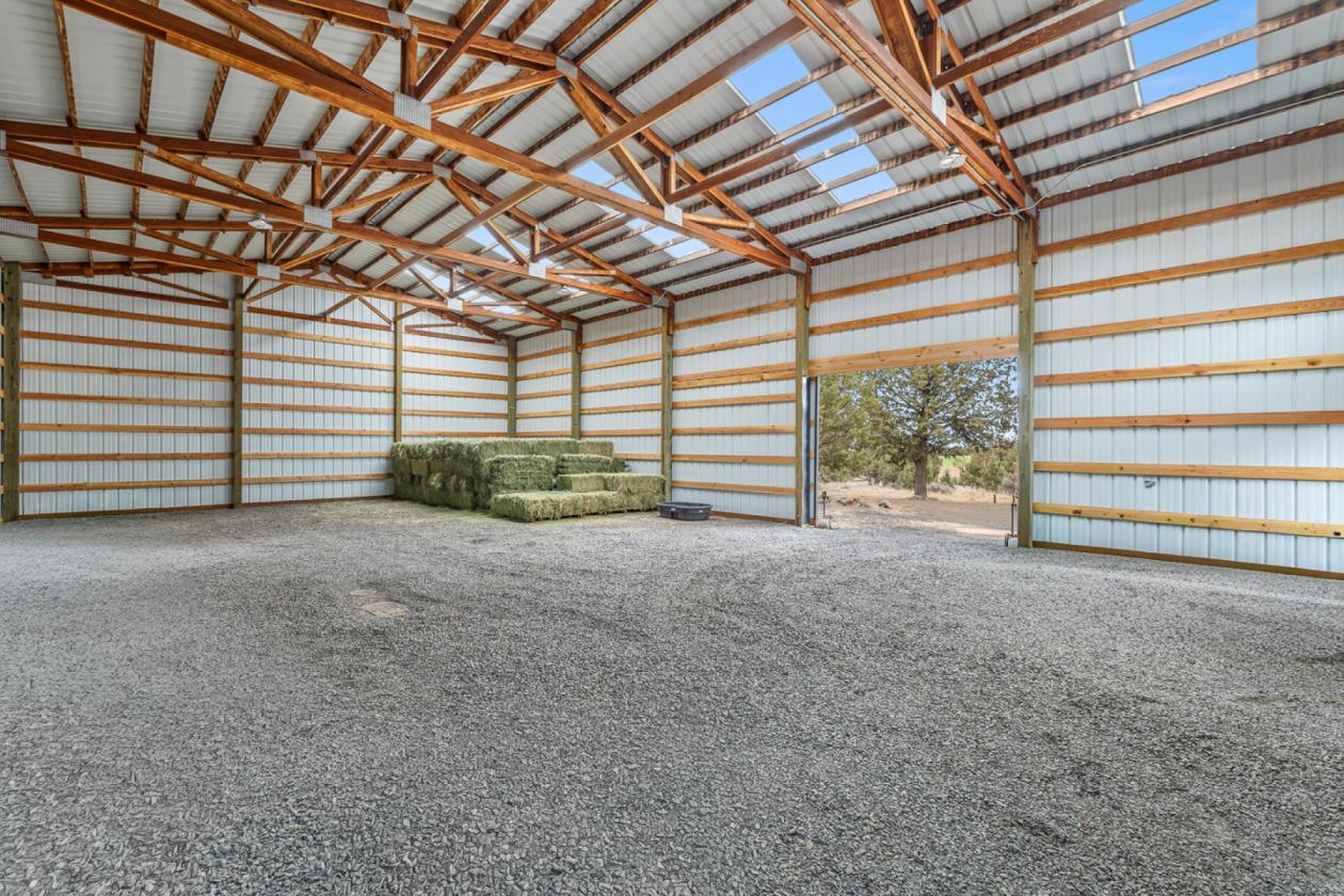 Beautiful Horse Property on 15 Acres - photo 6