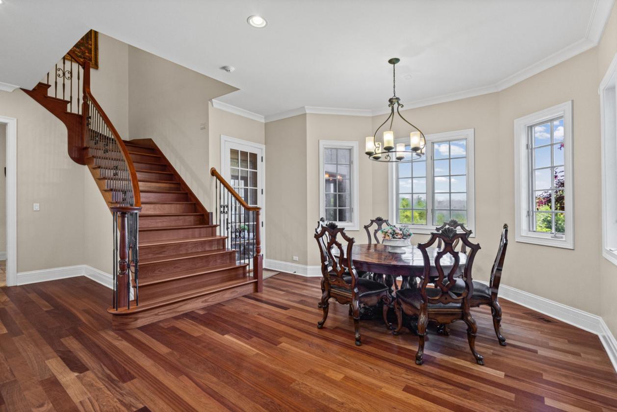 Luxury Estate with Equestrian Potential - photo 6