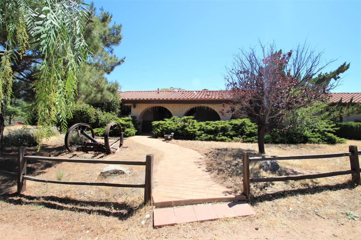 Horse Property in Agua Dulce Agua Dulce, Los Angeles County