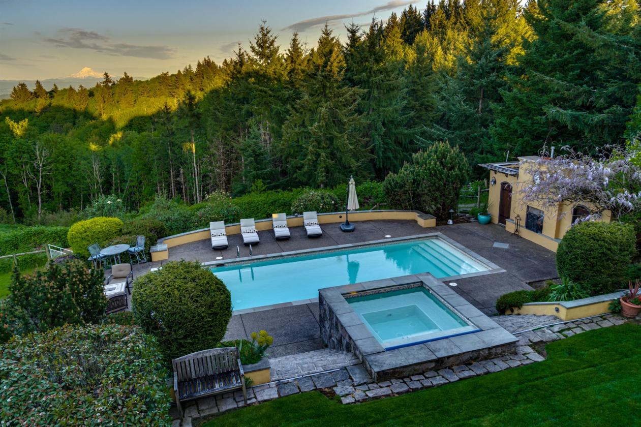 Luxury equestrian estate with pool, barn, arenas - photo 19