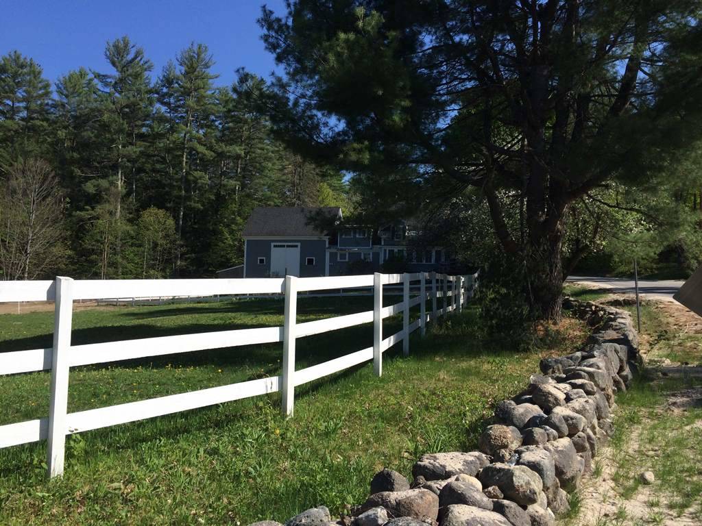 Quintessential New England Farmhouse Bradford, Merrimack County, New Hampshire Horse Properties