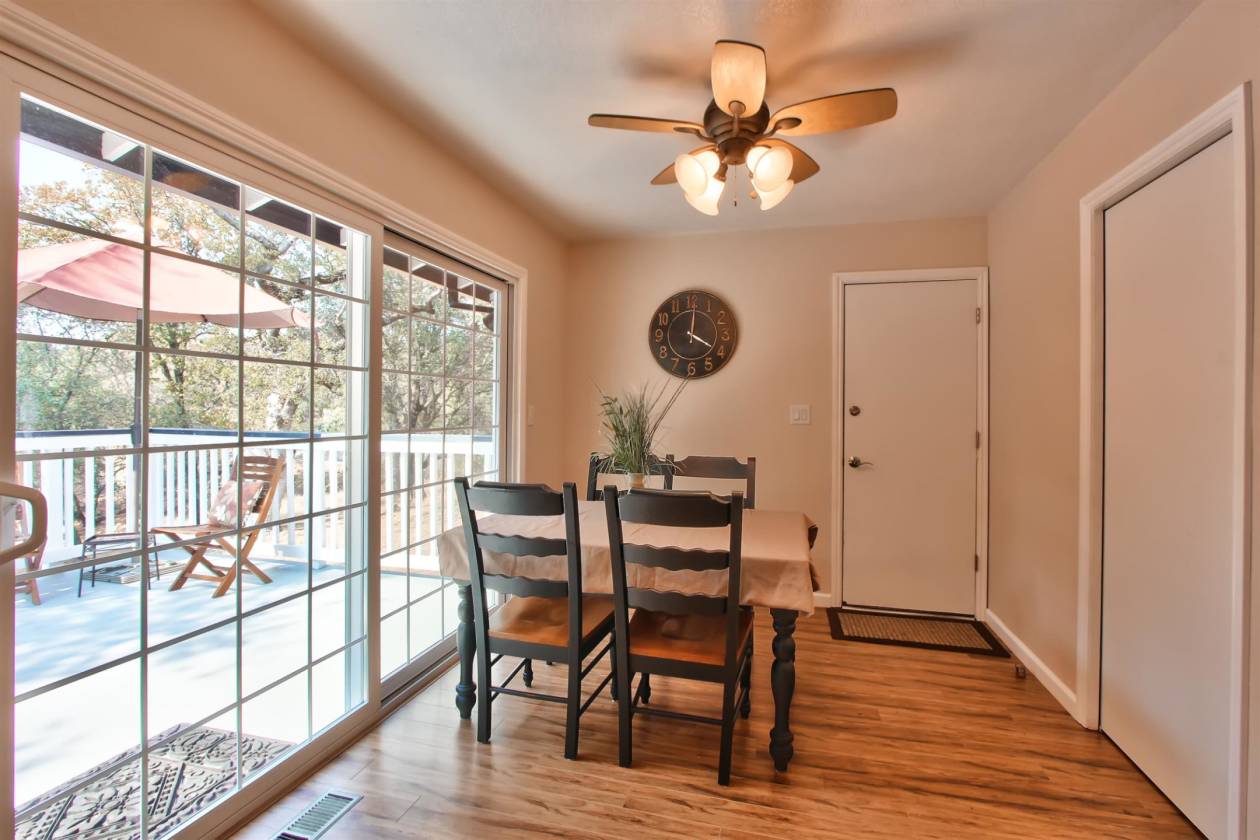 Beautiful Horse property with updated home and close to trails and town