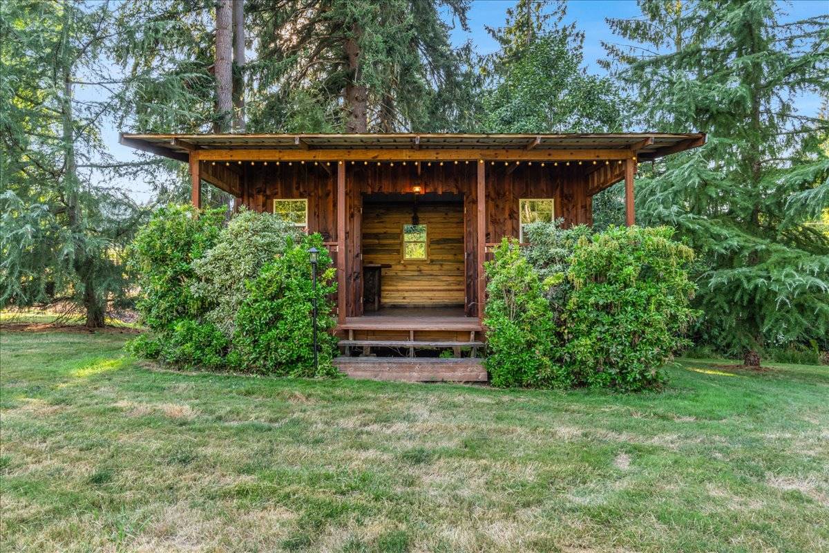 Gorgeous (dividable) 10 acre property with arena! - photo 26