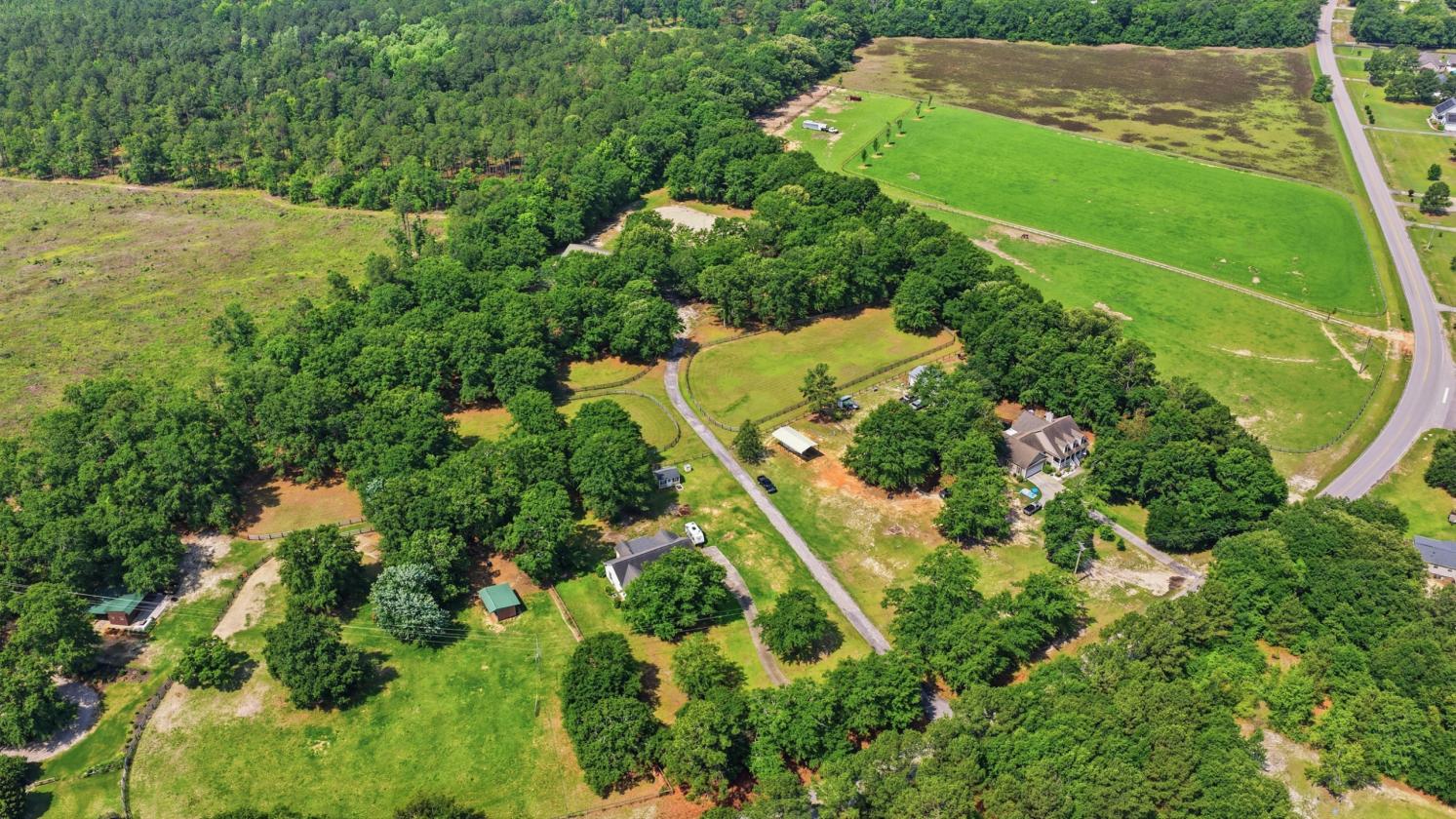 Tucked Away Farm - Horse Oasis - photo 29
