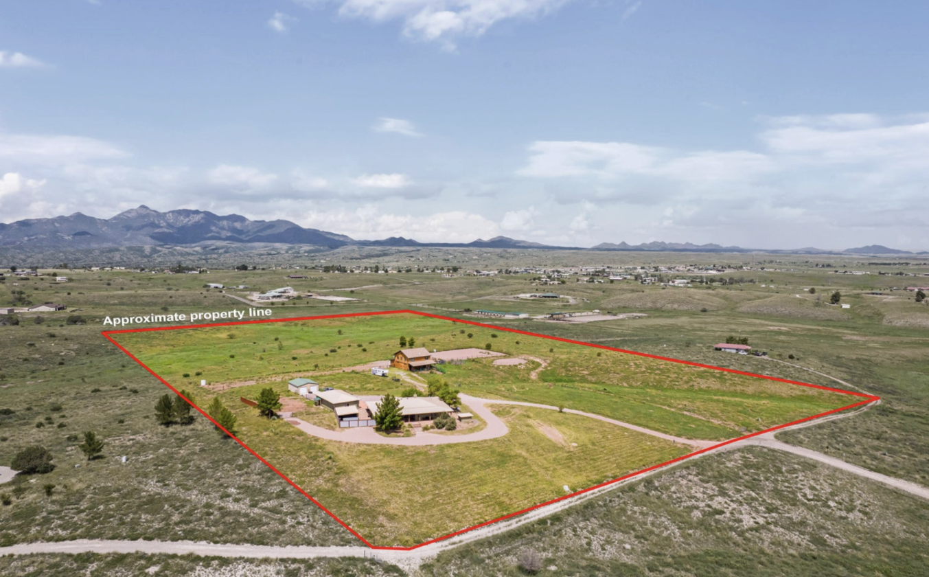 Southern Arizona Dream! 20-Acre Horse Property - photo 2