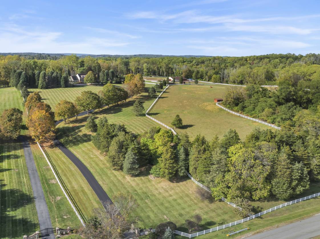 Extraordinary 30-Acre Equestrian Estate! - photo 11
