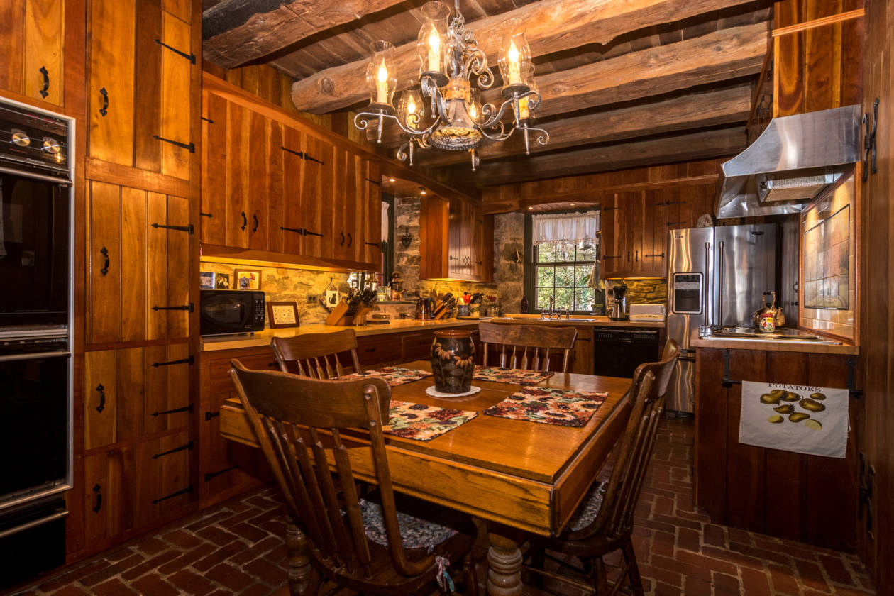 TO "FEATHER HILL FARM" Cochranville, Chester County