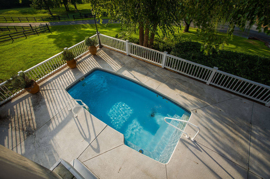 31 ACRE ESTATE WITH EQUESTRIAN AMENITIES AND INCREDIBLE MOUNTAIN VIEWS