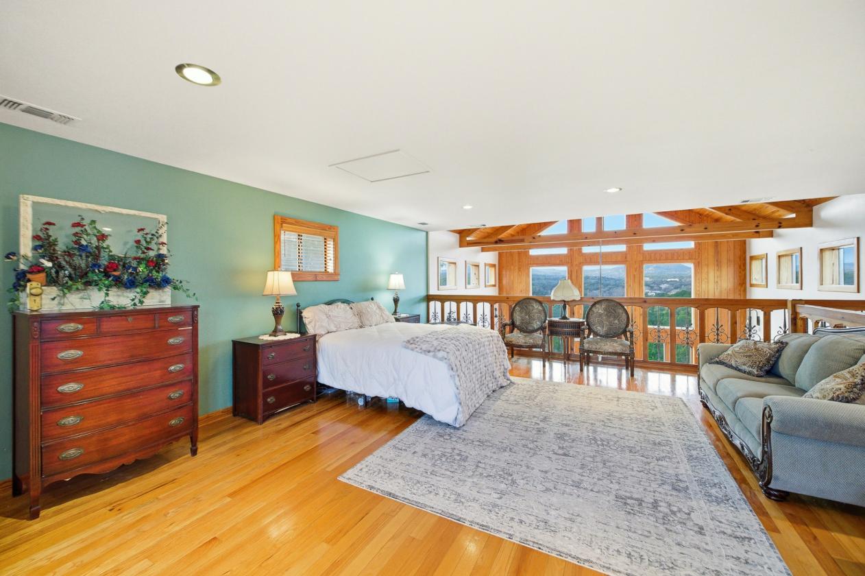 Luxury Equestrian Living on 29+ Acres with Views - photo 21