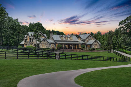 waxhaw gracy ranches farms acres stalls horseproperties marvin