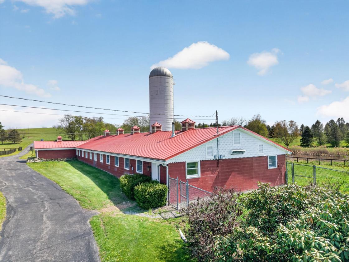 Equestrian Mini Estate in Goshen - photo 9