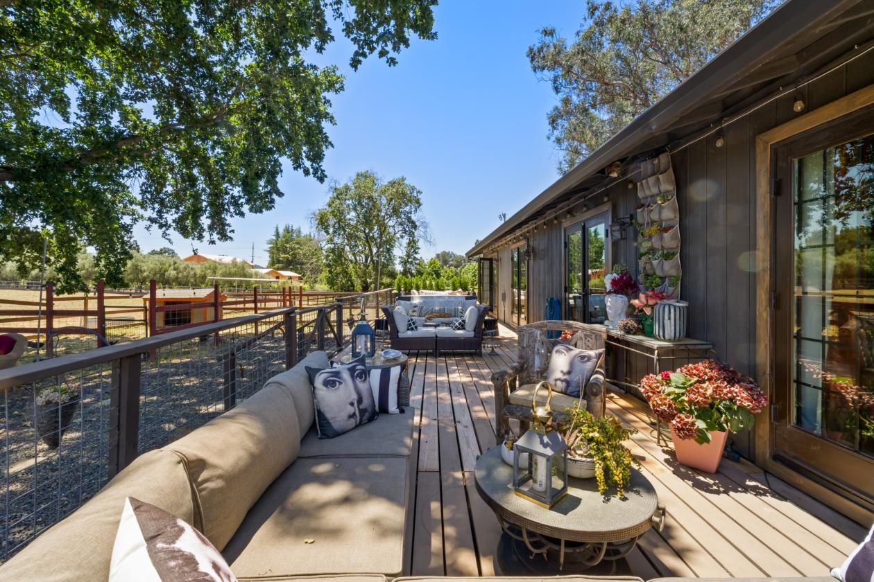 A Rare Two-Parcel Equestrian Estate in Napa Valley - photo 8
