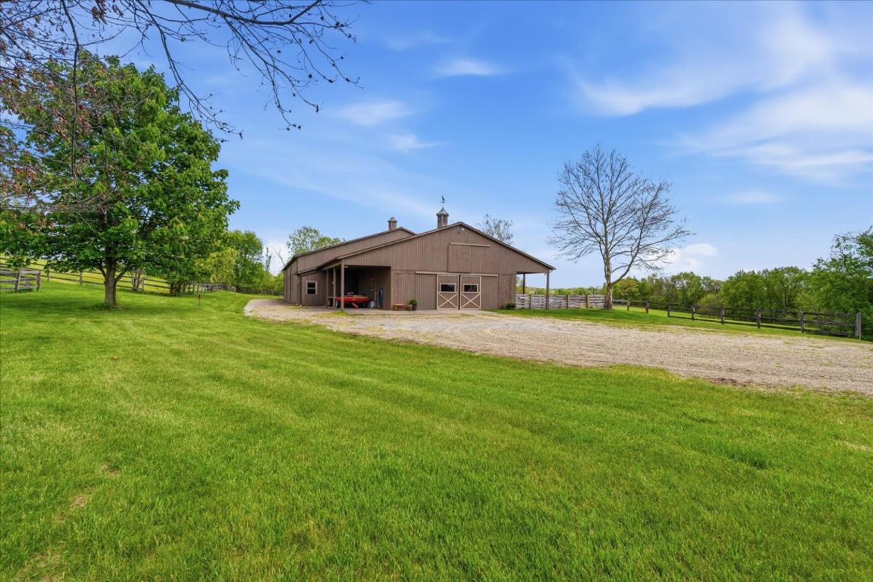 Western PA's Finest Equestrian Estate - photo 9
