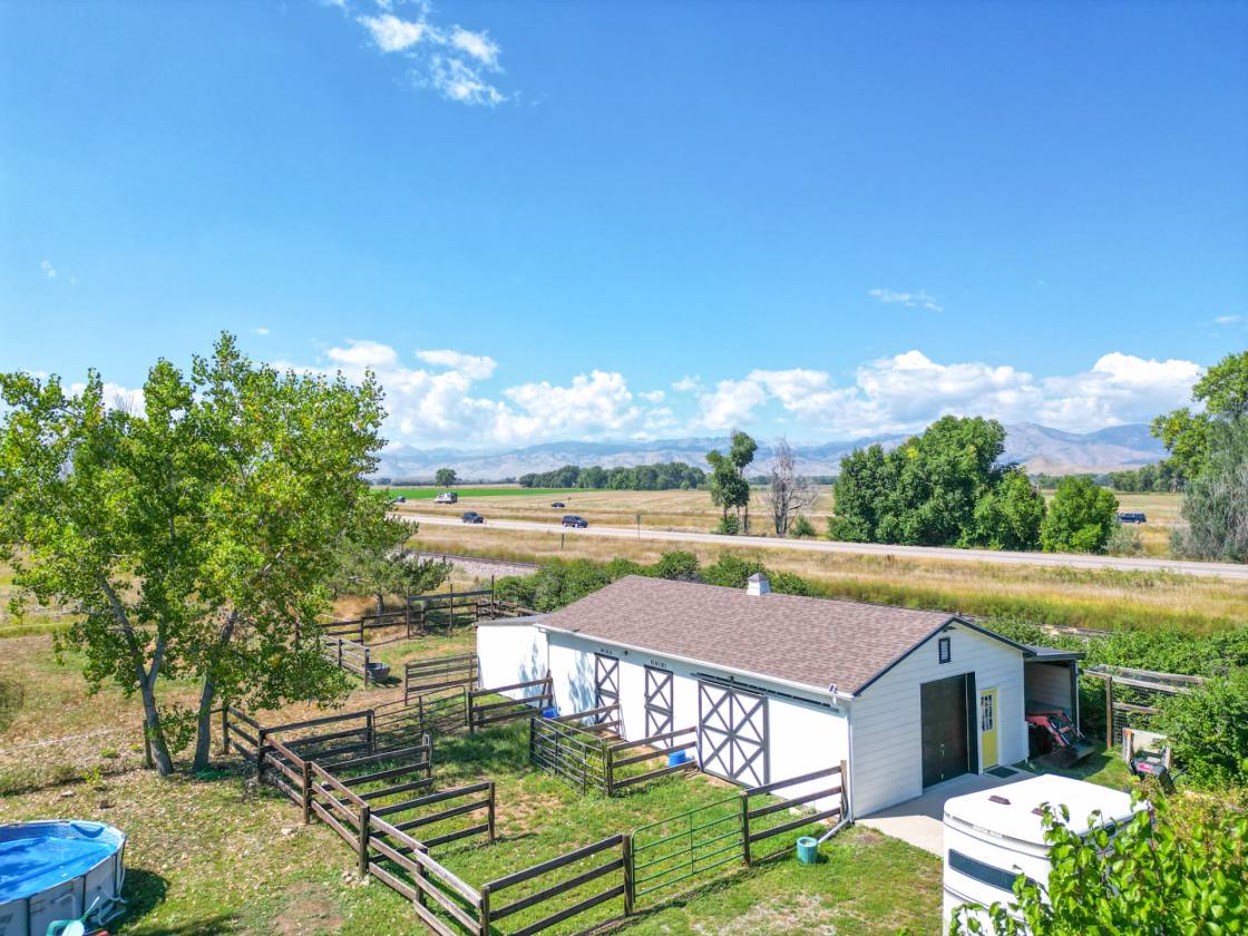 Horse Property for sale.