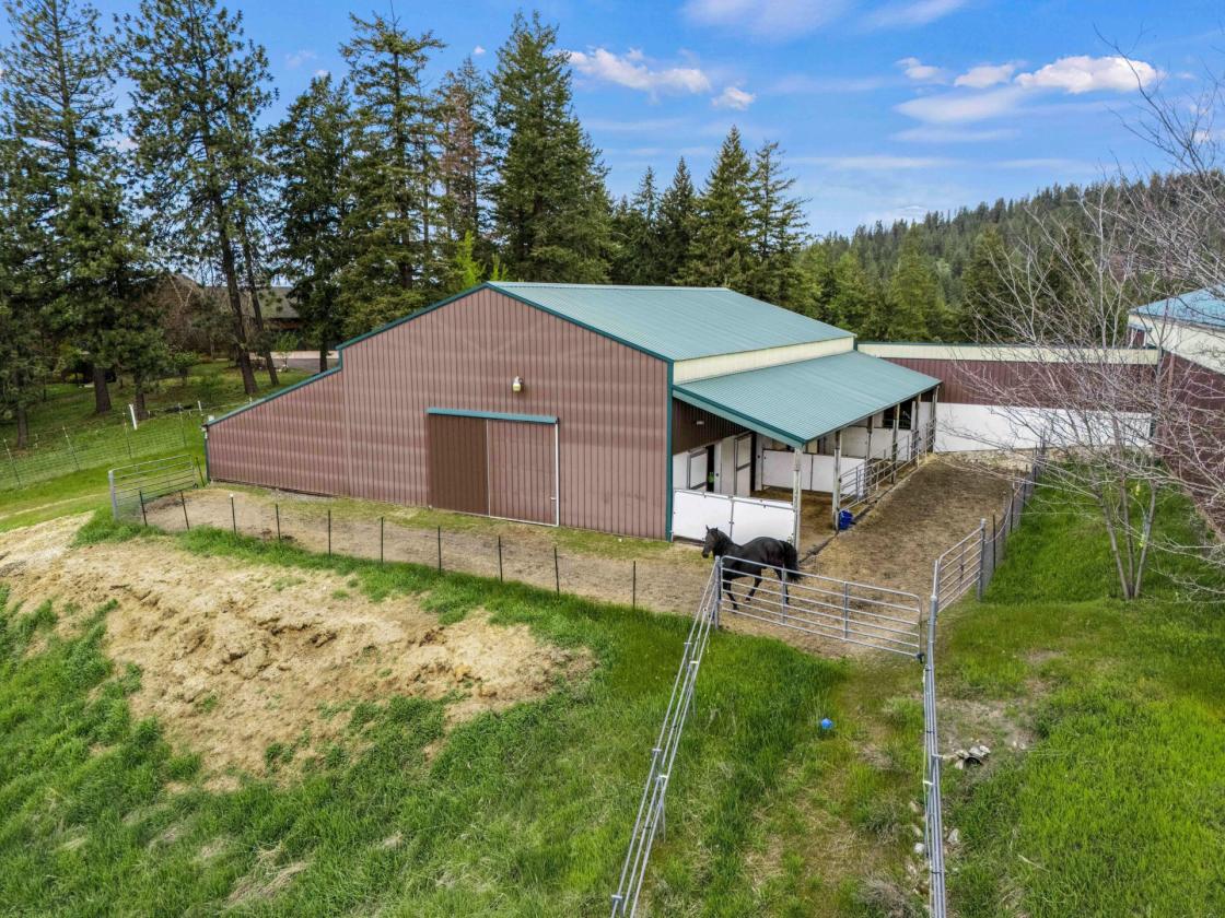 Private Equestrian Retreat, Indoor & Outdoor Arena - photo 1