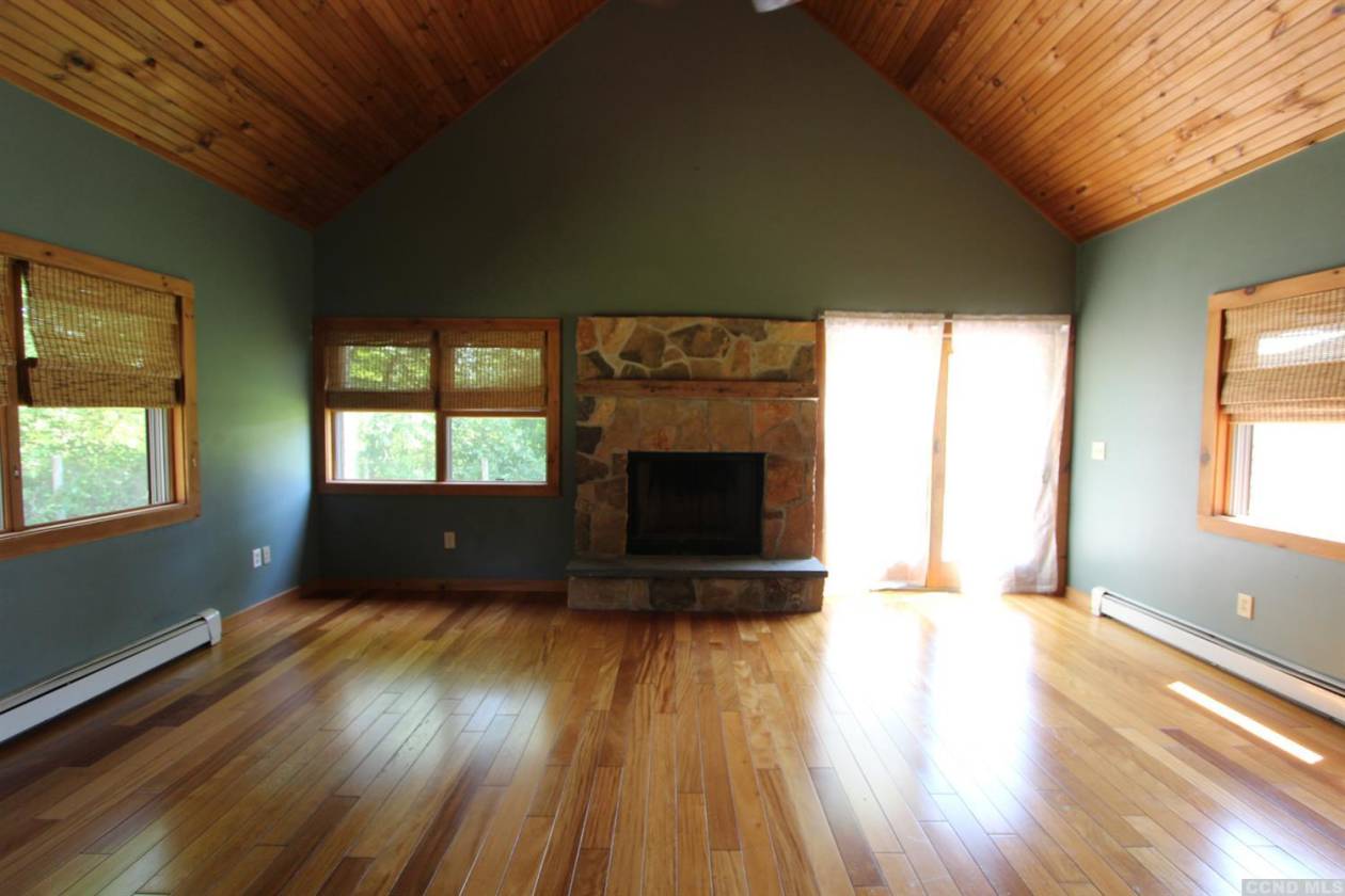 Small horse farm for sale in Ancram, NY Ancram, Columbia County, New