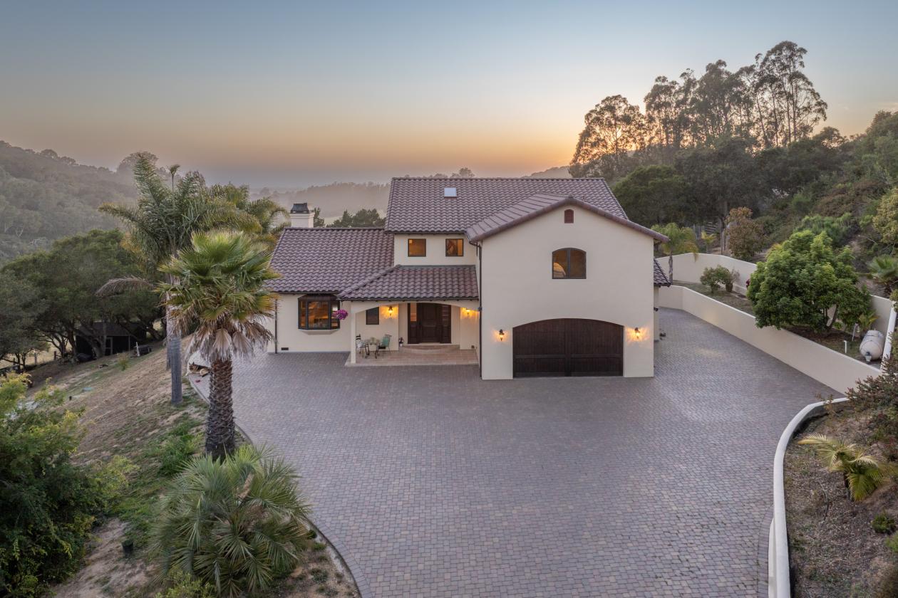 5 Acre Horse Property & Ocean Views - photo 2