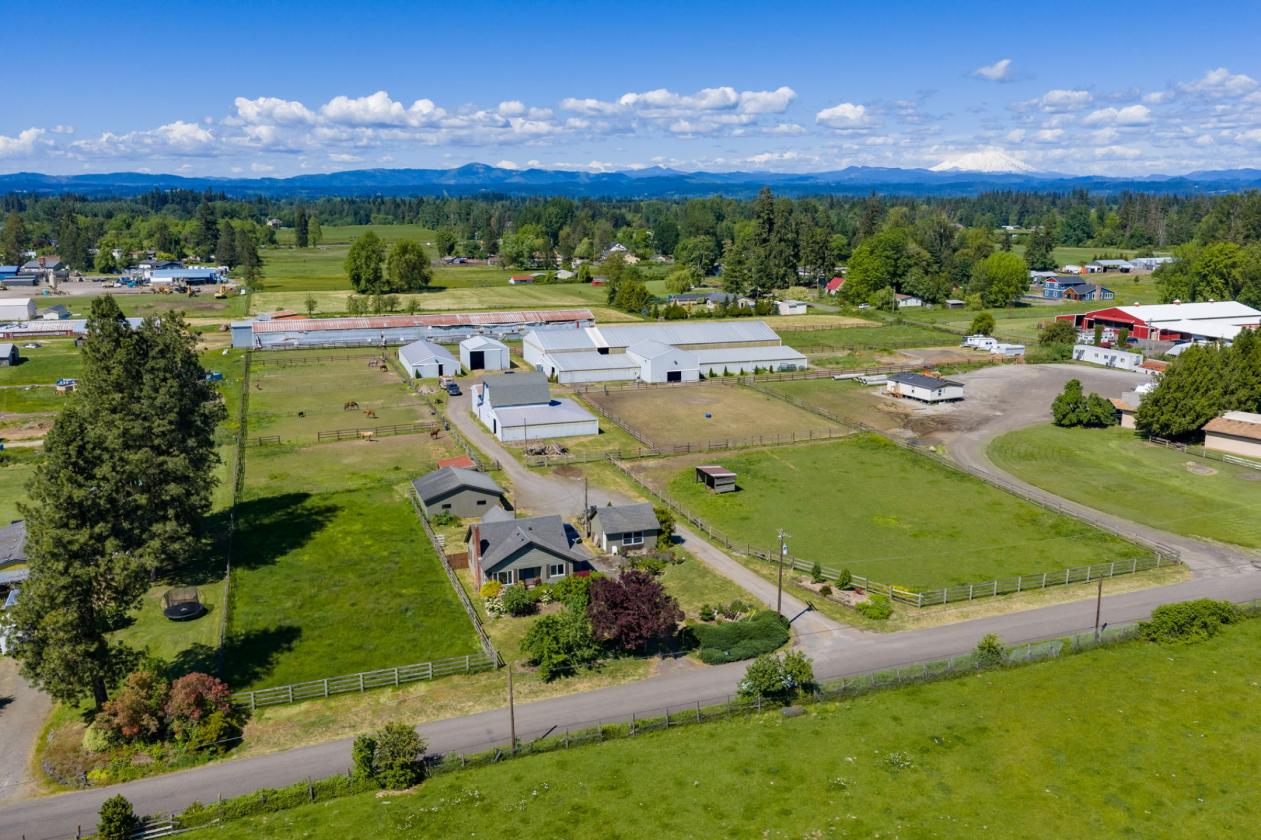 Legacy Boarding Facility w/ 41 Stalls & 2 Arenas - photo 1