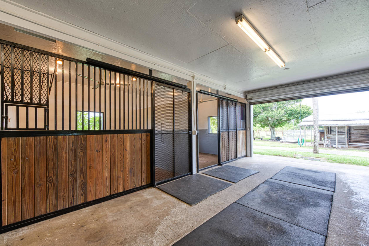 Horse Boarding or Training Facility just north of Vero Beach