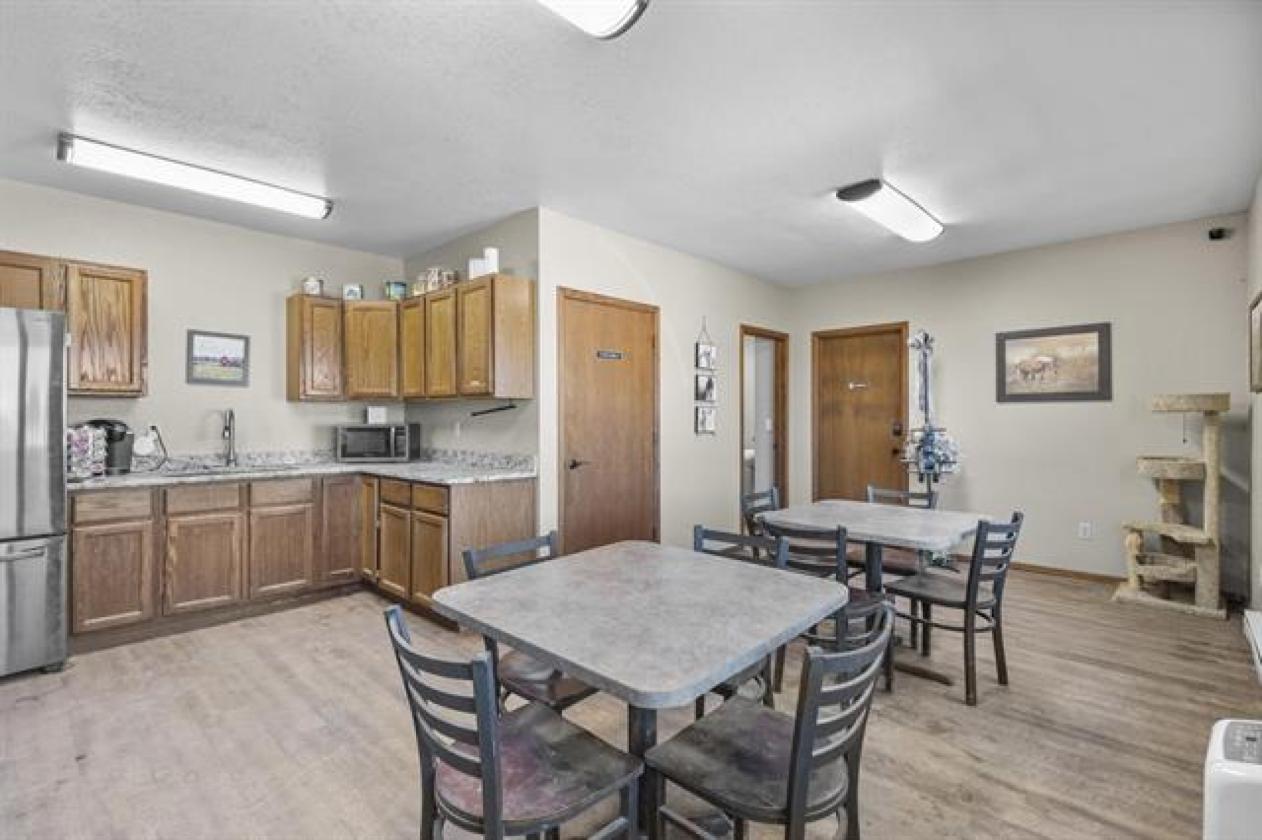 Premier Turnkey Horse Facility with 34-Stall Heated Barn - photo 11
